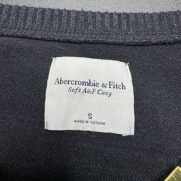 Abercrombie and Fitch Soft Cozy Long Sleeve Lightweight Sweater Womens S Black - Picture 2 of 8